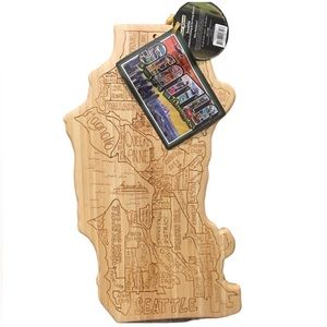 NWT Seattle Totally Bamboo cutting serving charcuterie board  laser etched